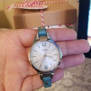 Teal colored  Fossil watch!
